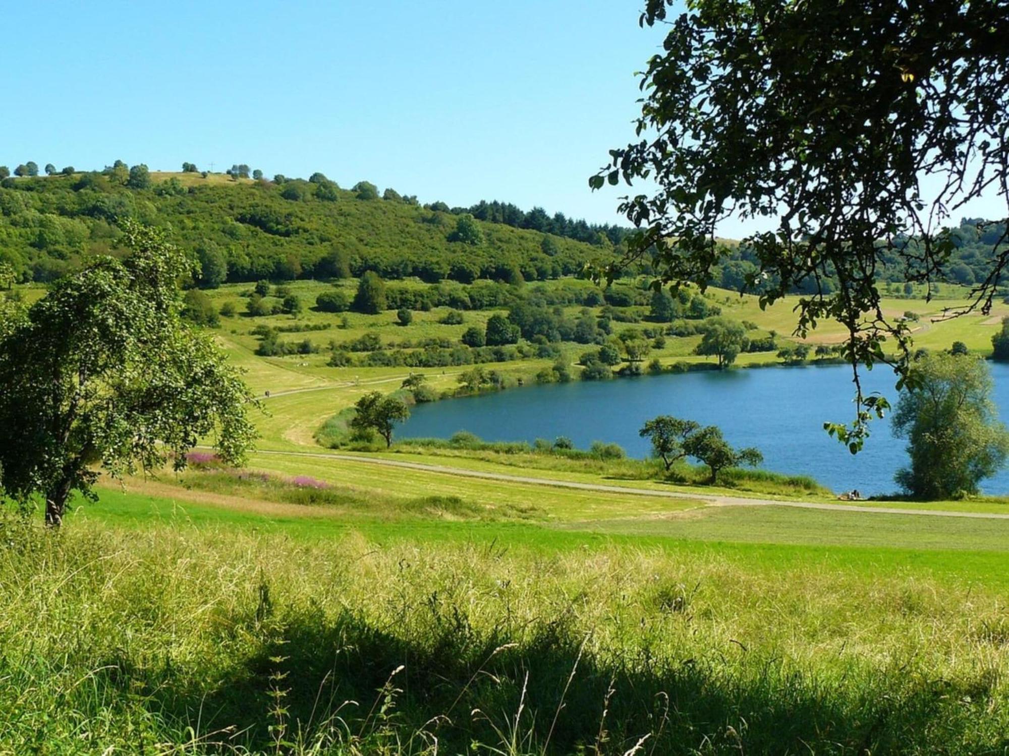 Apartment In Niederehe Near The Forest Üxheim Екстериор снимка
